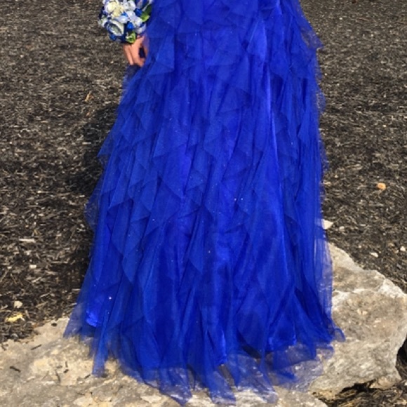 Prom dress - Picture 3 of 4